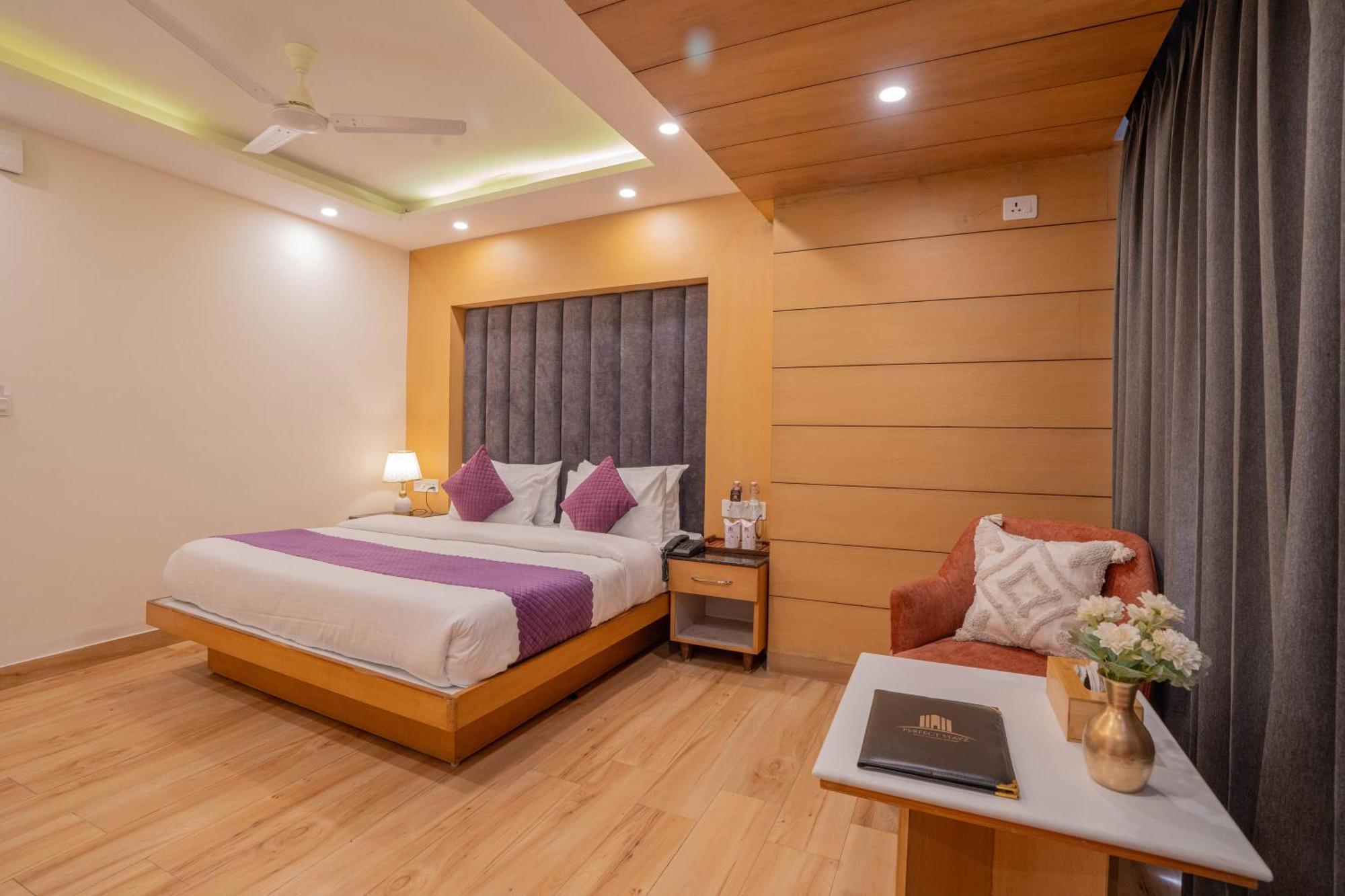 Perfectstayz Premium At Mall Road Mussoorie Exterior foto