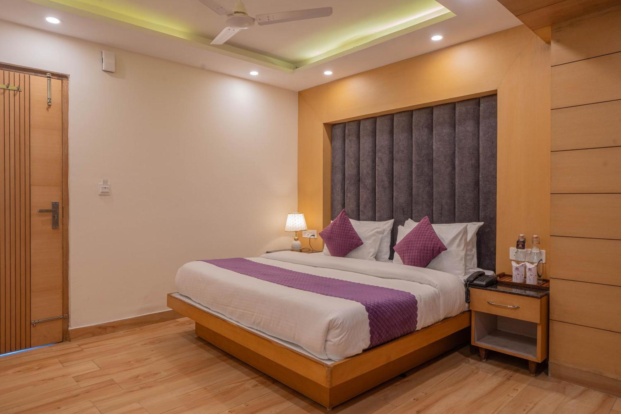 Perfectstayz Premium At Mall Road Mussoorie Exterior foto