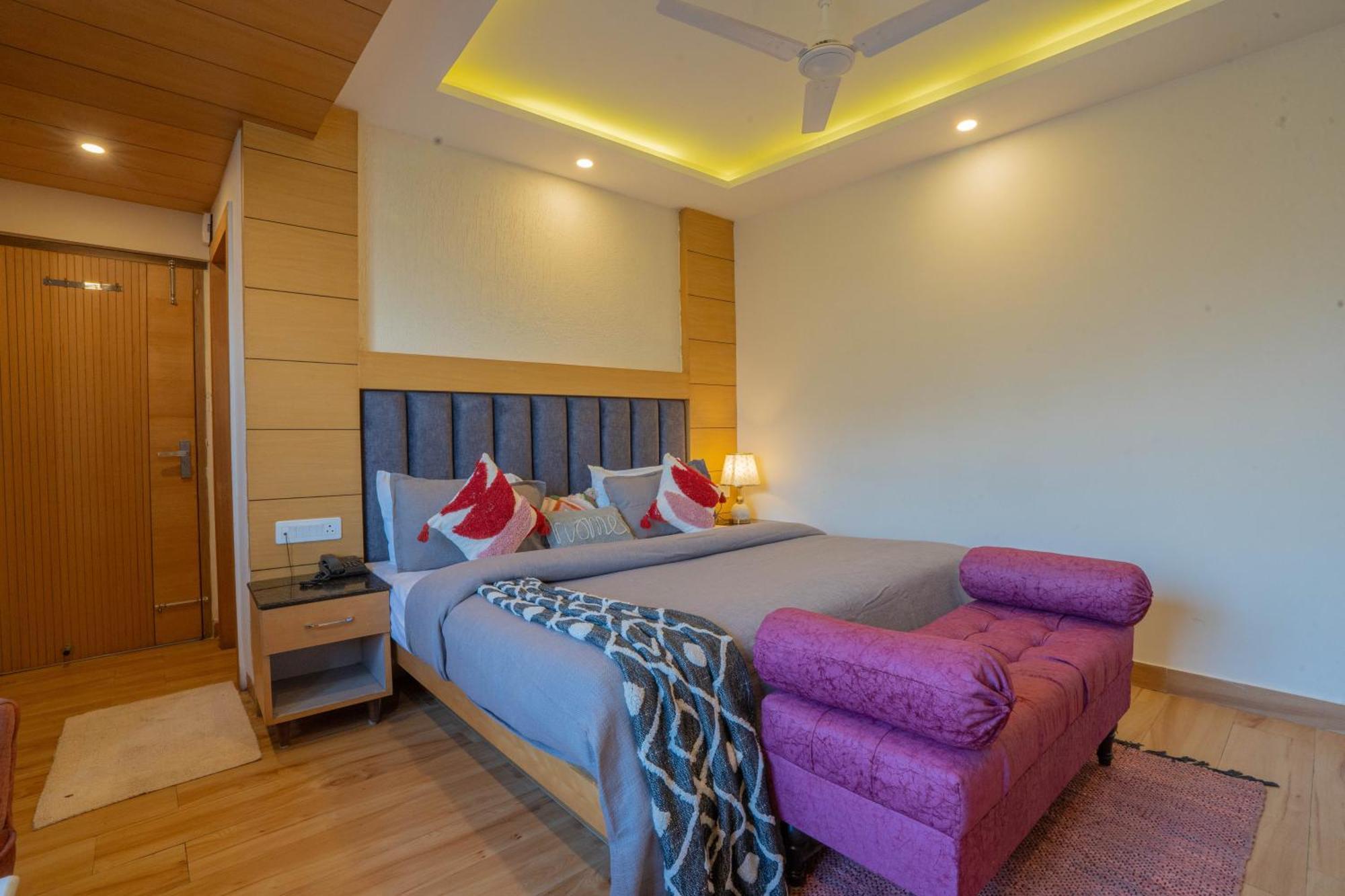 Perfectstayz Premium At Mall Road Mussoorie Exterior foto